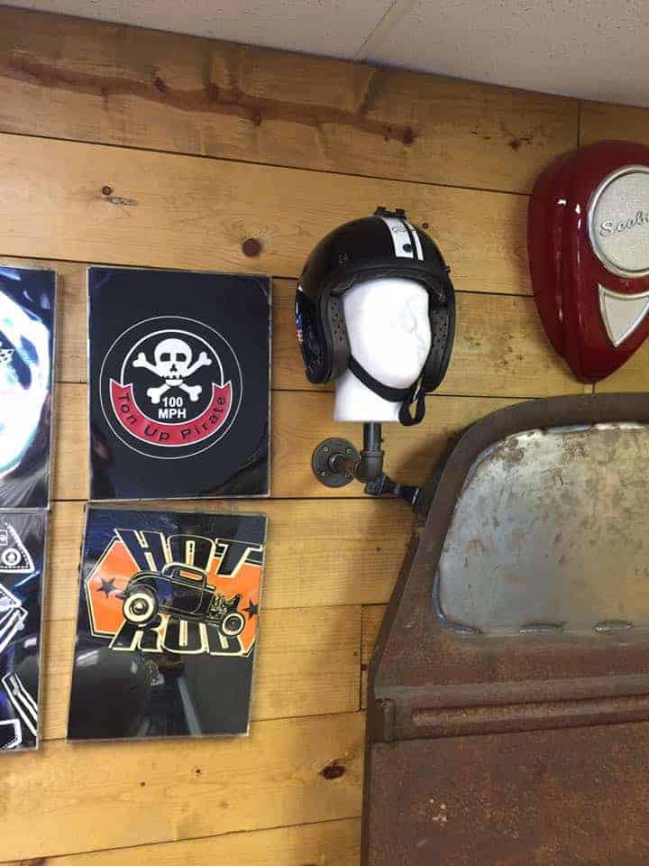 helmet holder7